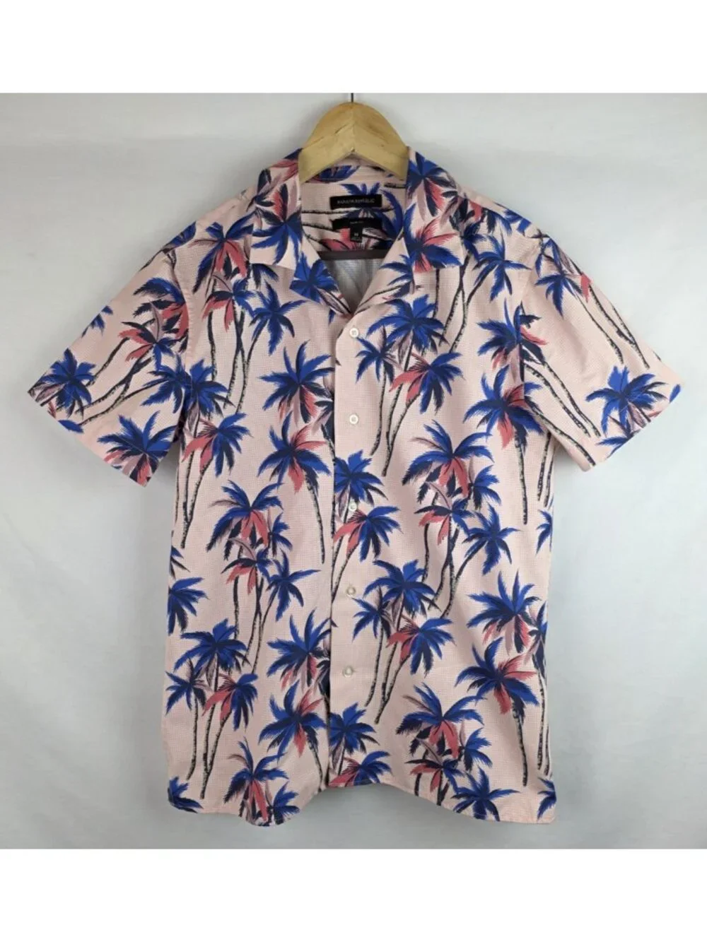 Banana Republic Mens Hawaiian Shirt Medium Pink Palm Tree Short Sleeve Slim Fit
